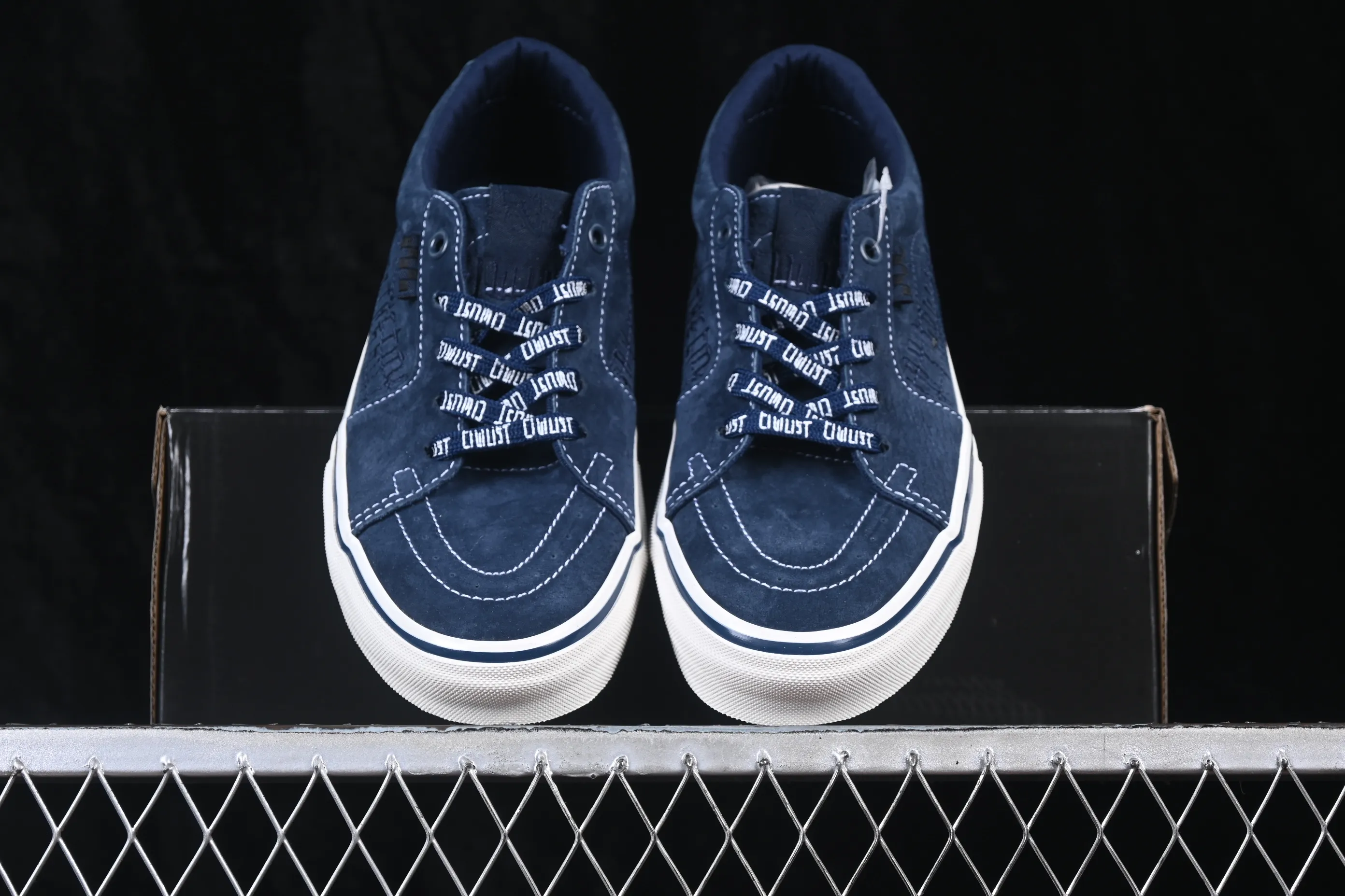 All categories Vans Vans series Vans Low Vans Skate Skool Vans low-top casual sports skateboard shoes VN0A5FCF6F6